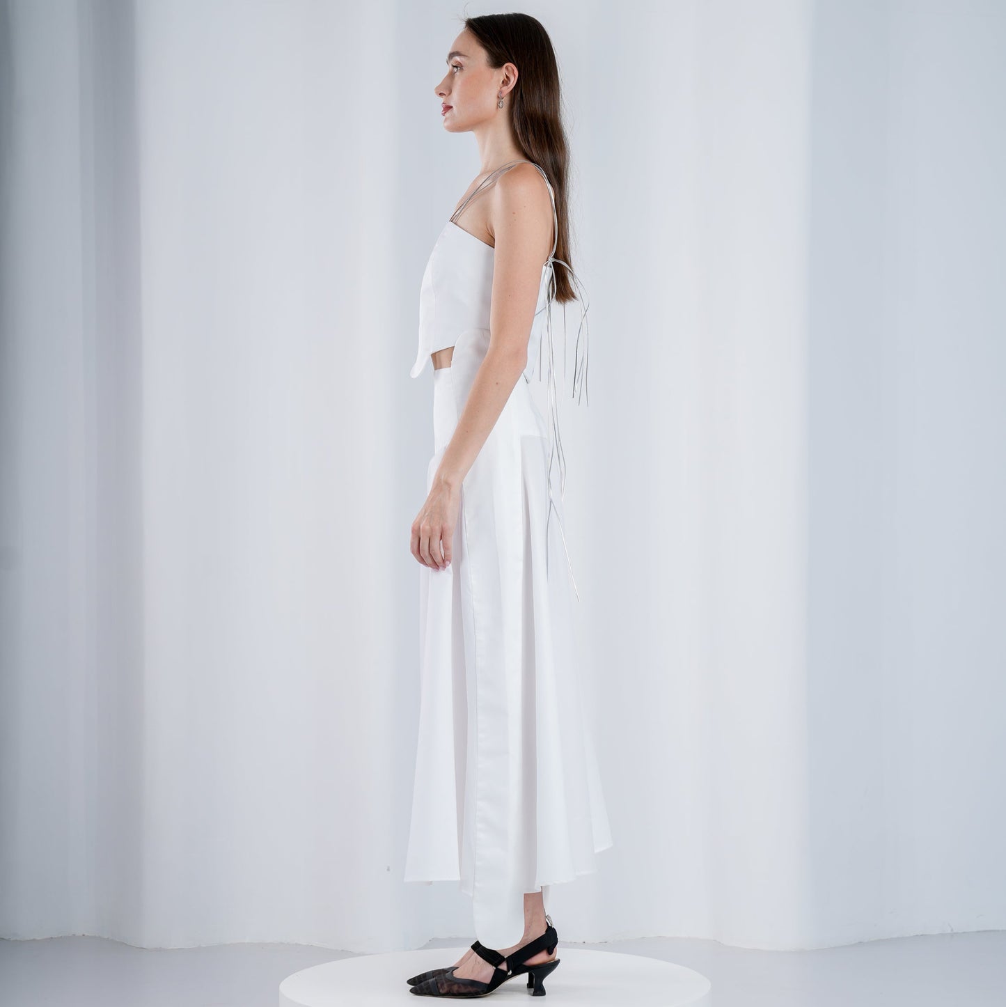 CURVY YOKE CIRCULAR SKIRT