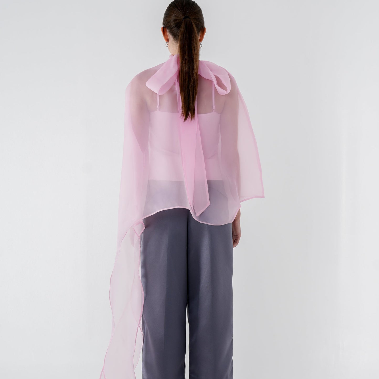 CAPE WITH CACK BOW