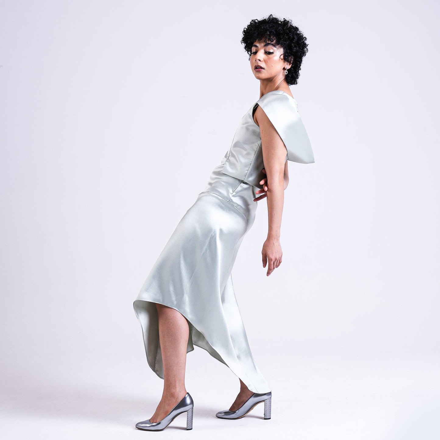 ALINE SKIRT WITH CURVY CUTS