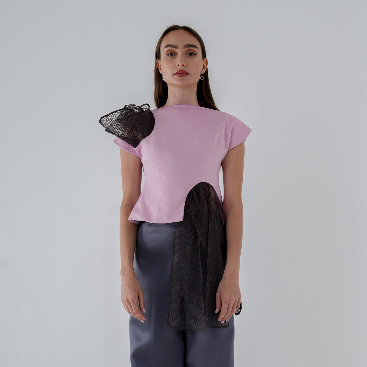 TOP WITH CUT OUT