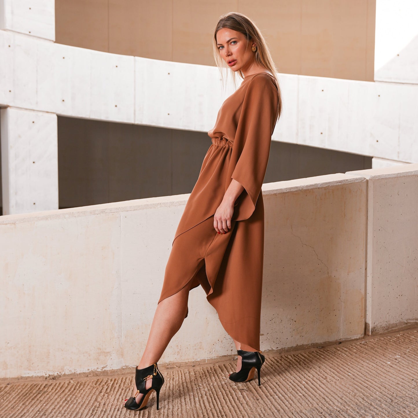 CREPE BROWN DRESS